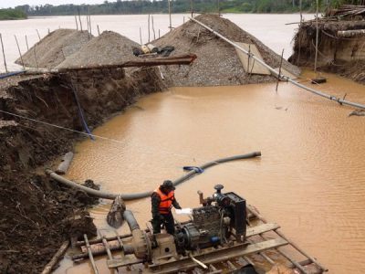 TÉCNICO EN MINERÍA ALUVIAL